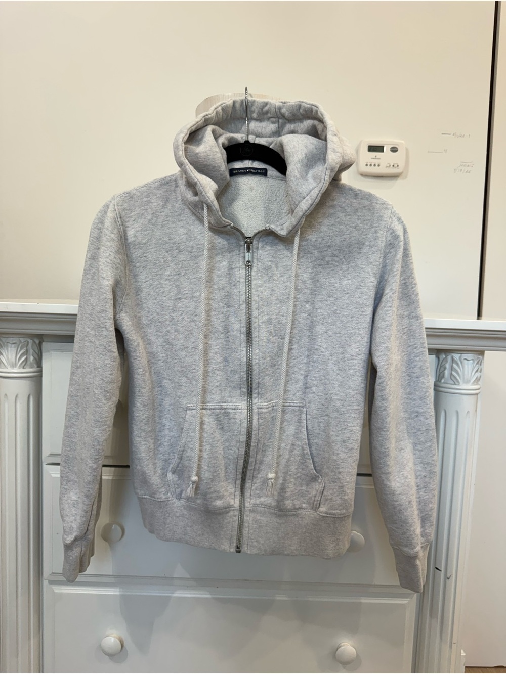 BRANDY MELVILLE Zip Hoodie 🤍One Size